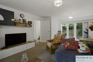 Living room- click for photo gallery